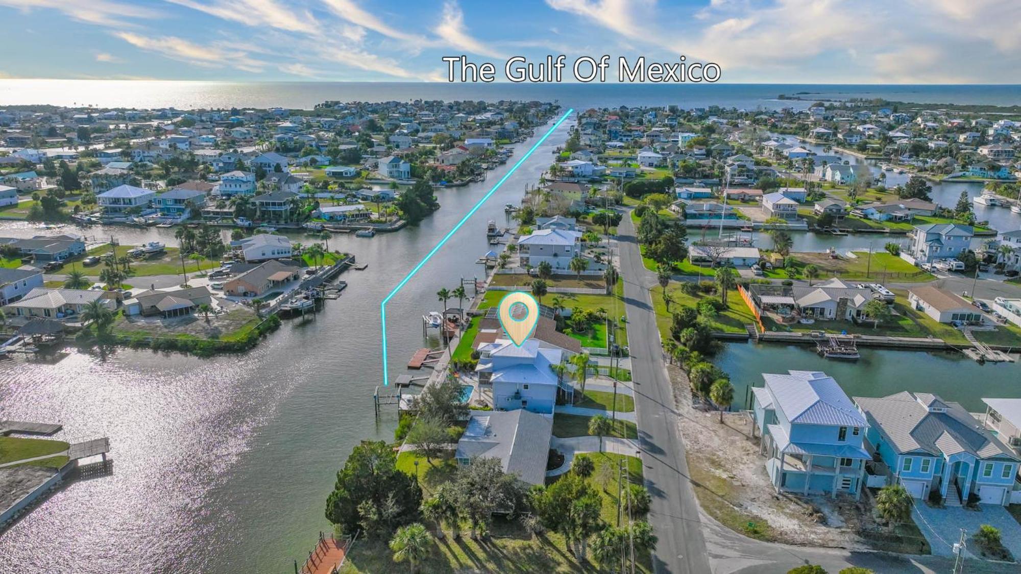 5 Bed3Bath Waterfront Pool Home With Full Gym, Office, And Heated Pool! Hernando Beach Exterior photo